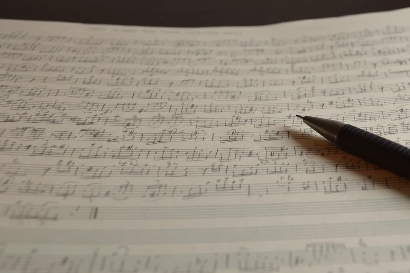Armonía, análisis y composición